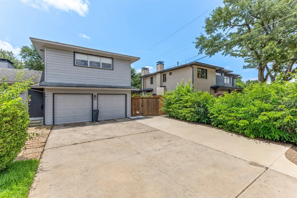 9919 Gooding Drive Dallas, TX 75220