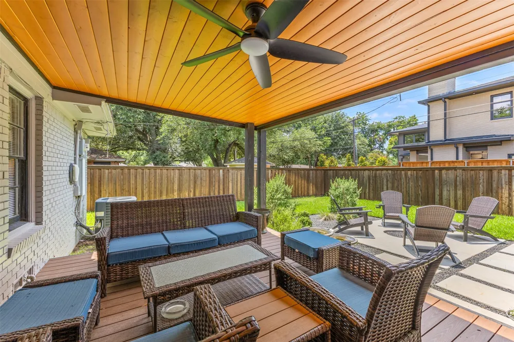 9919 Gooding Drive Dallas, TX 75220