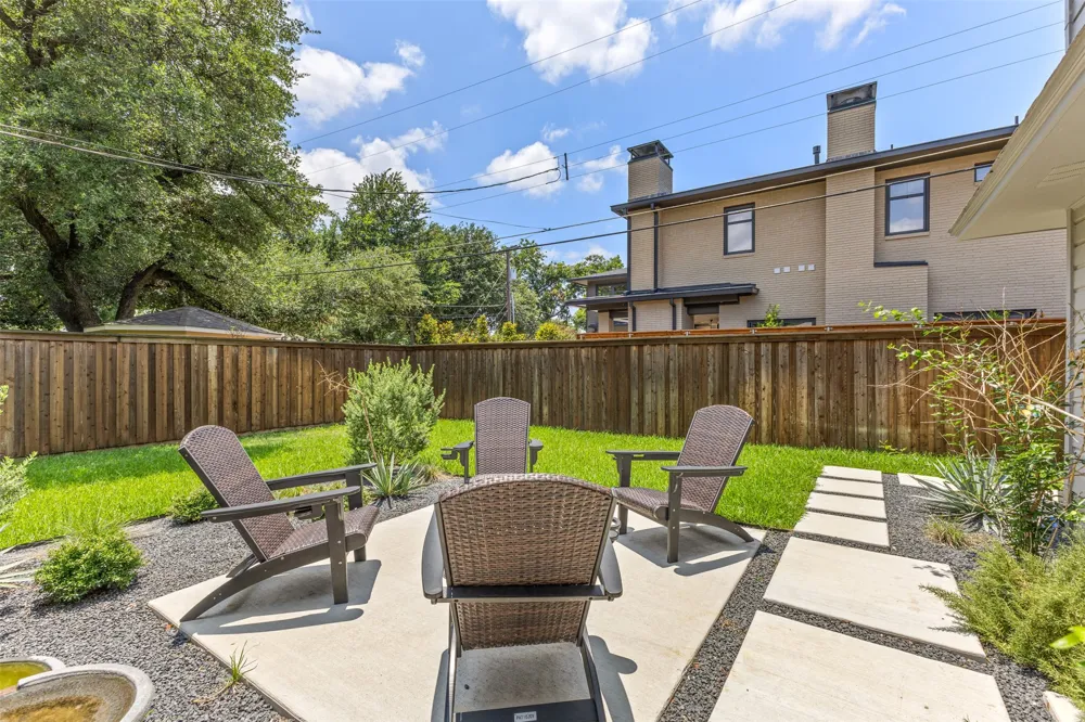 9919 Gooding Drive Dallas, TX 75220