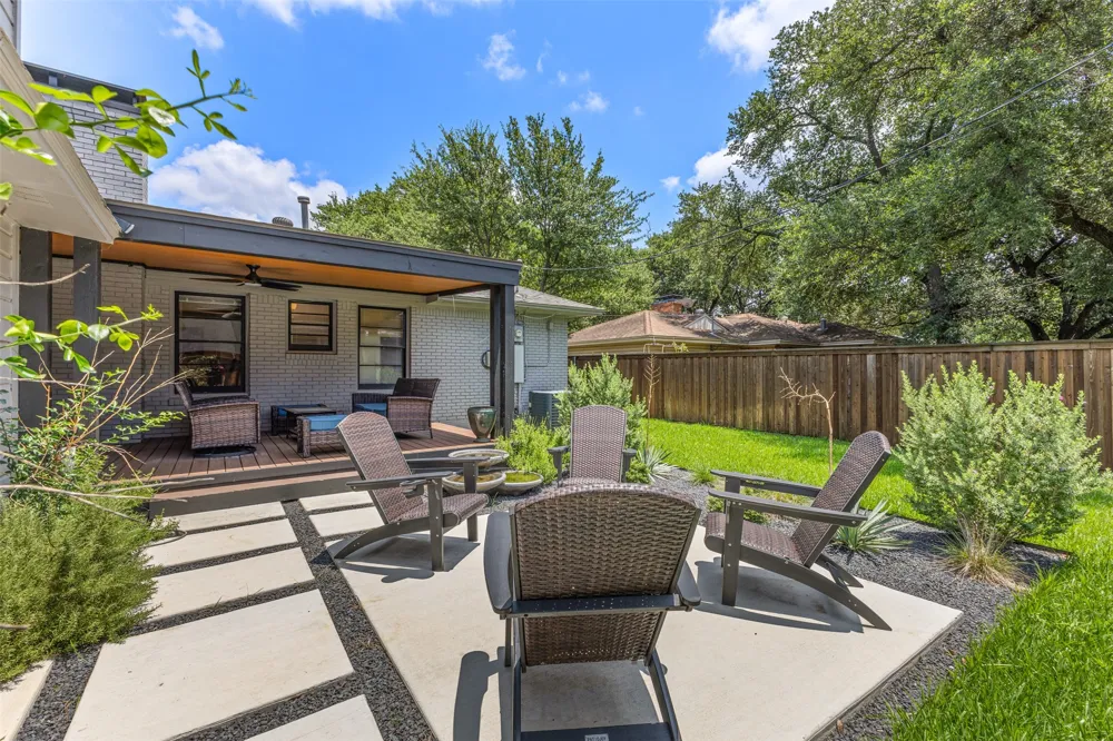 9919 Gooding Drive Dallas, TX 75220