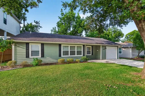 2231 Saxon Drive