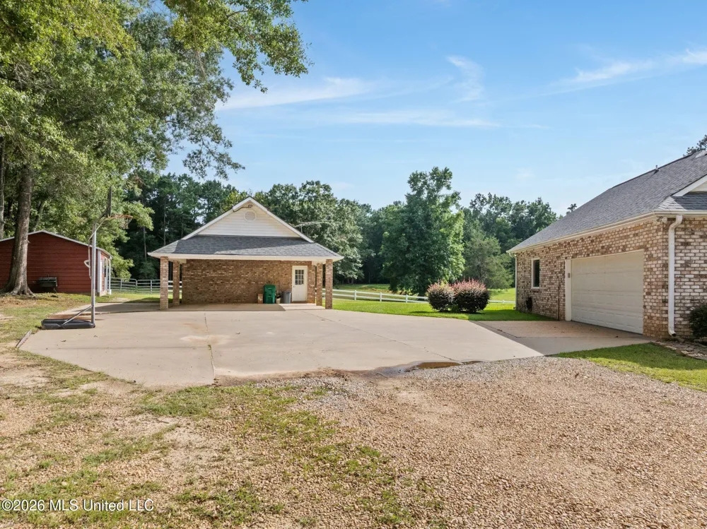 2111 Old Brookhaven Road Summit, MS 39666