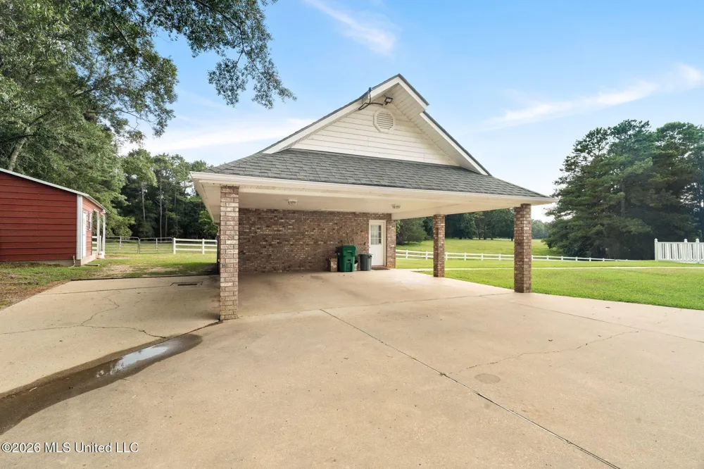 2111 Old Brookhaven Road Summit, MS 39666