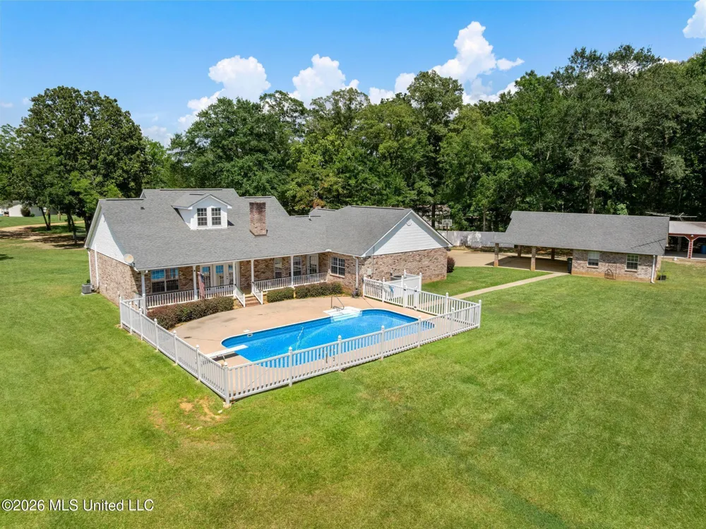 2111 Old Brookhaven Road Summit, MS 39666
