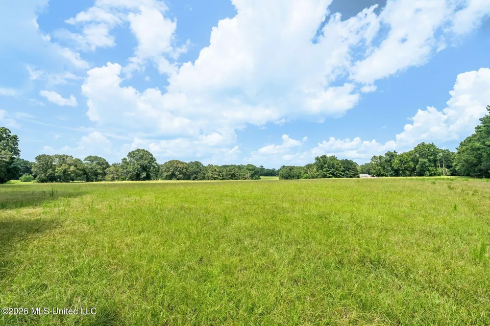 2111 Old Brookhaven Road Summit, MS 39666