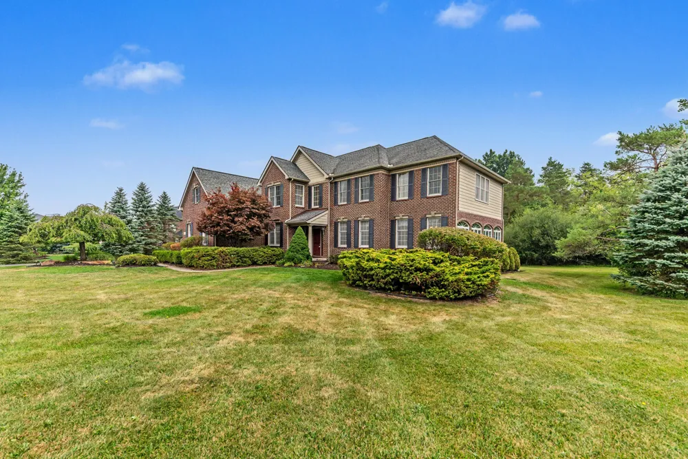 3528 Northbrooke Drive Ypsilanti, MI 48198