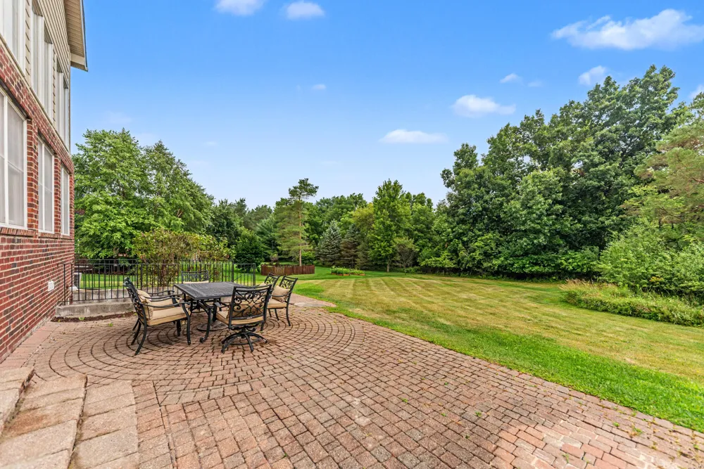3528 Northbrooke Drive Ypsilanti, MI 48198