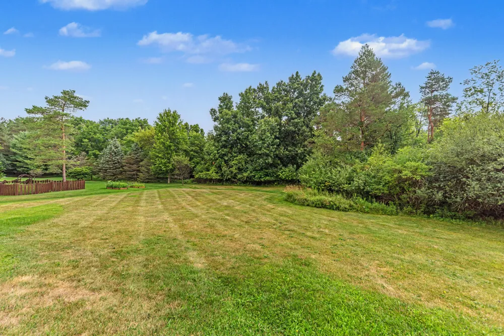 3528 Northbrooke Drive Ypsilanti, MI 48198