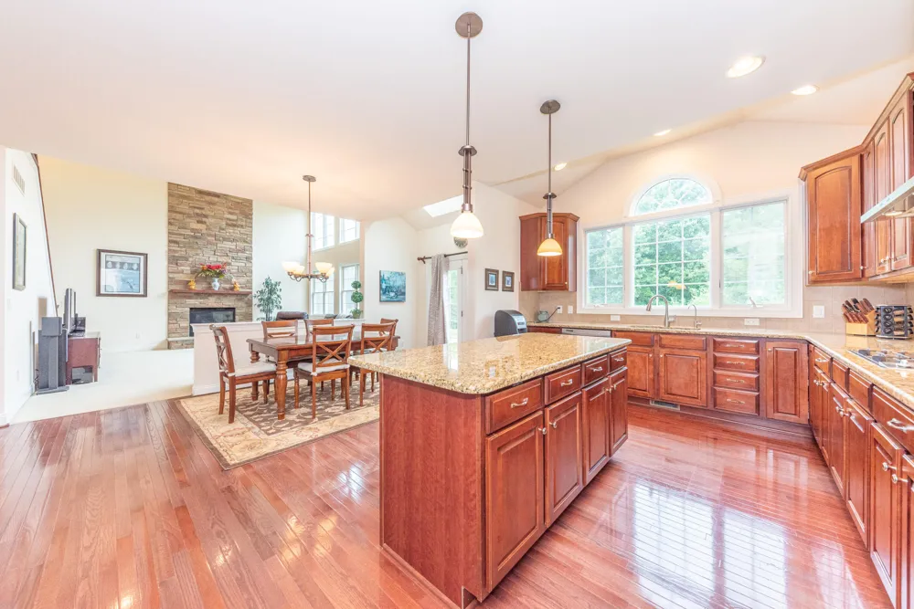 3528 Northbrooke Drive Ypsilanti, MI 48198