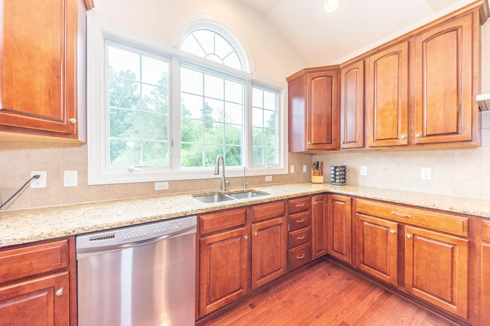 3528 Northbrooke Drive Ypsilanti, MI 48198
