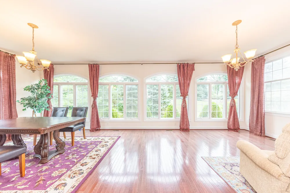 3528 Northbrooke Drive Ypsilanti, MI 48198