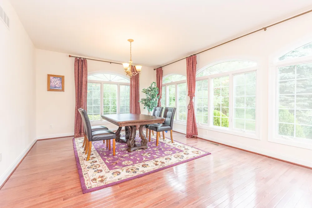 3528 Northbrooke Drive Ypsilanti, MI 48198