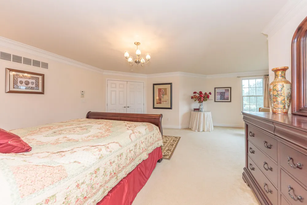 3528 Northbrooke Drive Ypsilanti, MI 48198
