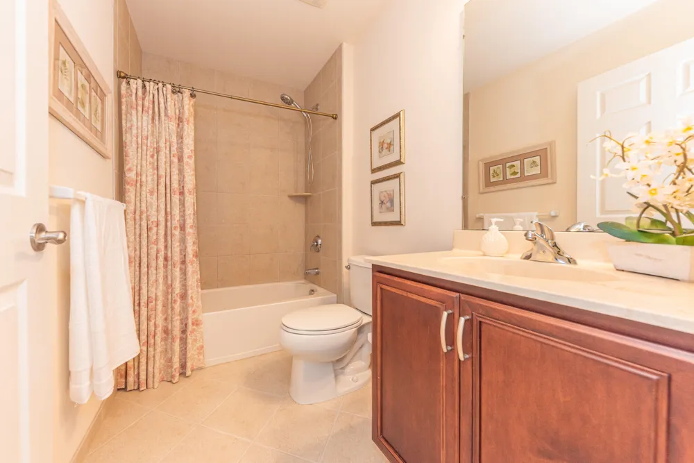 3528 Northbrooke Drive Ypsilanti, MI 48198