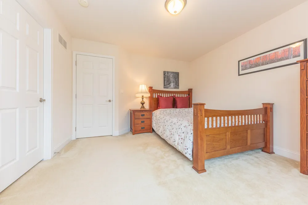 3528 Northbrooke Drive Ypsilanti, MI 48198