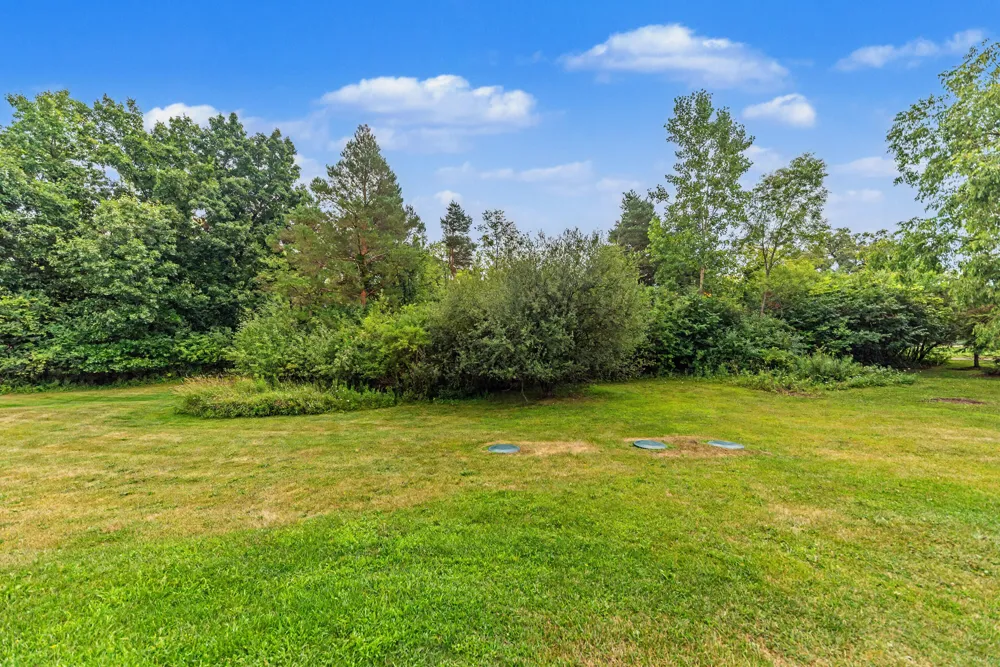 3528 Northbrooke Drive Ypsilanti, MI 48198