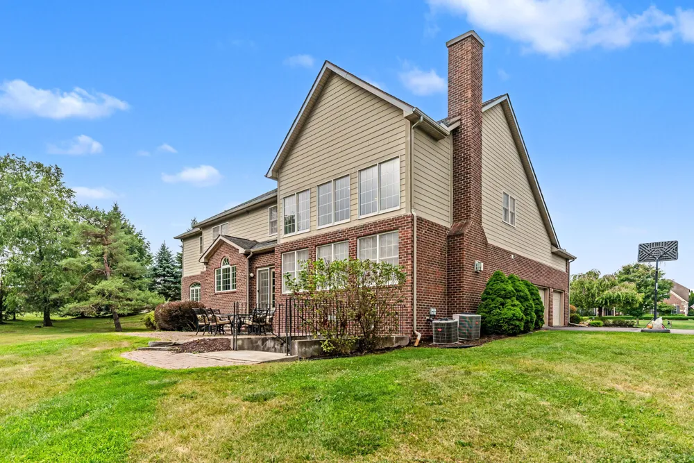 3528 Northbrooke Drive Ypsilanti, MI 48198