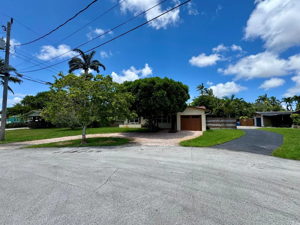 1785 NW 39TH PLACE Oakland Park, FL 33309