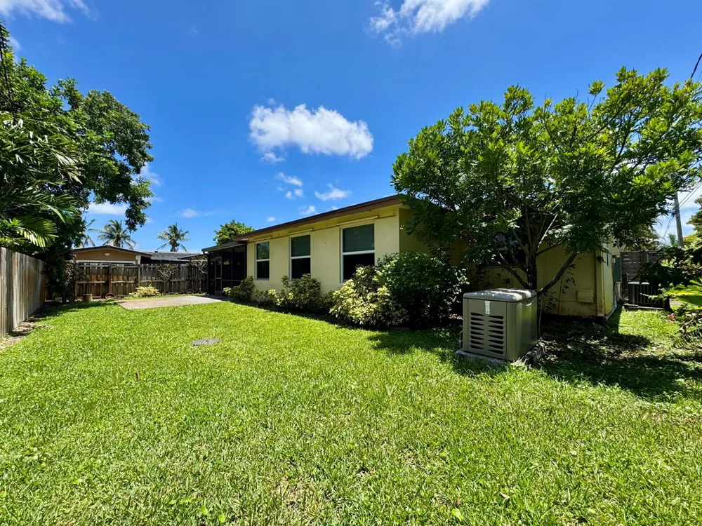 1785 NW 39TH PLACE Oakland Park, FL 33309