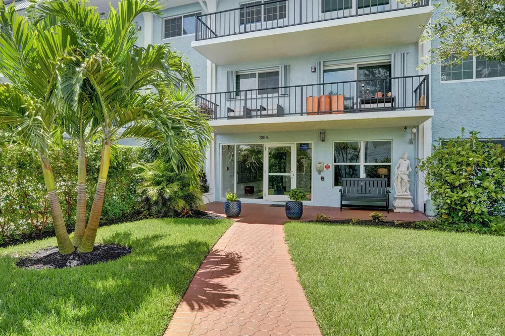 3004 NE 5TH TERRACE #107-C Wilton Manors, FL 33334