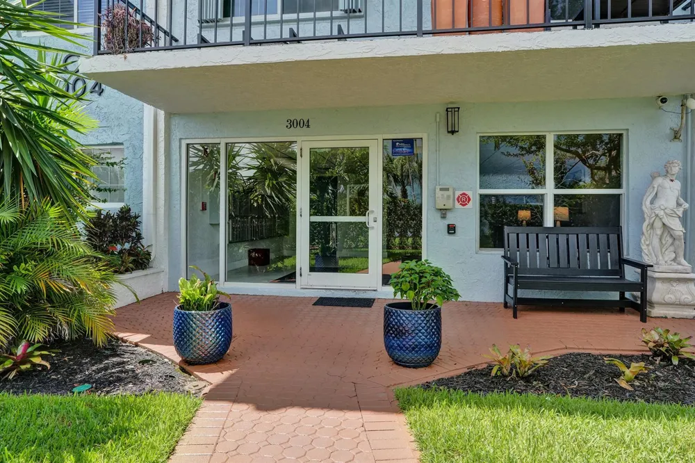 3004 NE 5TH TERRACE #107-C Wilton Manors, FL 33334