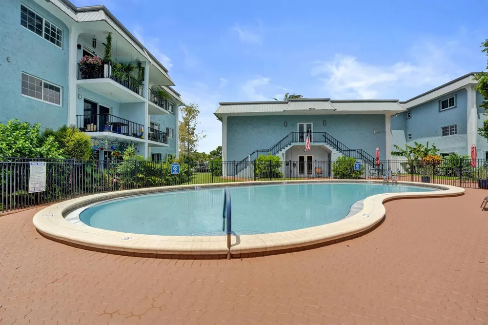 3004 NE 5TH TERRACE #107-C Wilton Manors, FL 33334