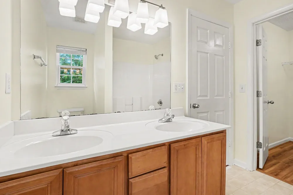 2117 Long Meadow Dr Spring Hill, TN 37174