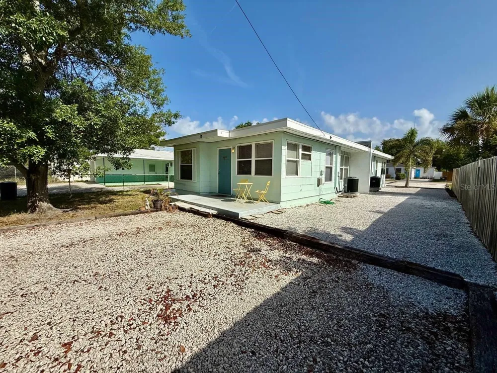5612 18TH AVENUE S St Petersburg, FL 33707