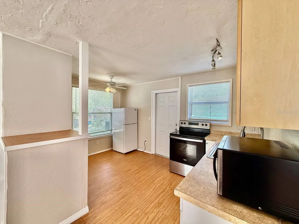 5612 18TH AVENUE S St Petersburg, FL 33707