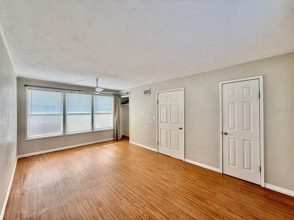 5612 18TH AVENUE S St Petersburg, FL 33707