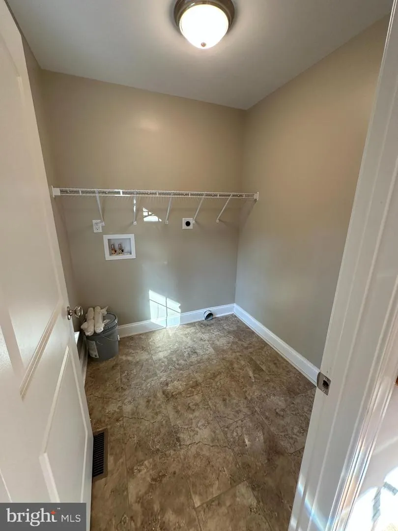 212 FALCON TRAIL Winchester, VA 22602
