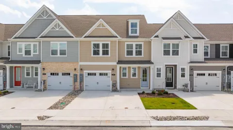 219 LACKAWANNA LANE