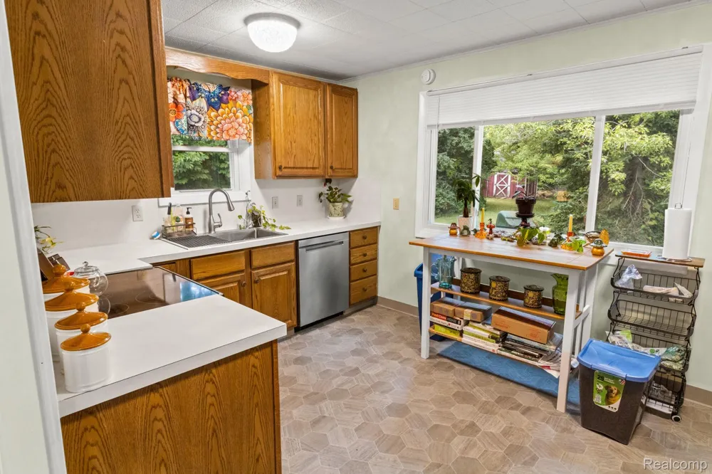 7330 Embury Road Grand Blanc Charter Township, MI 48439