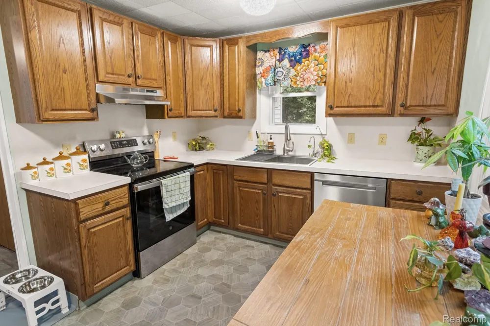 7330 Embury Road Grand Blanc Charter Township, MI 48439