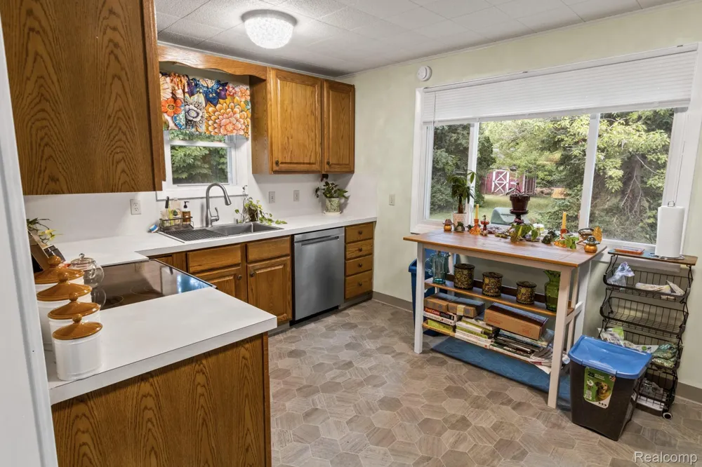 7330 Embury Road Grand Blanc Charter Township, MI 48439