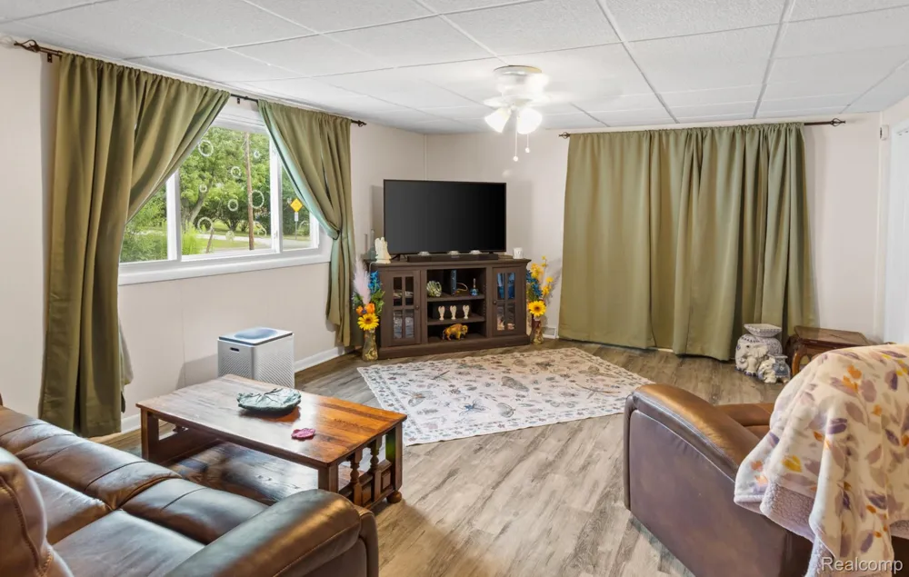 7330 Embury Road Grand Blanc Charter Township, MI 48439