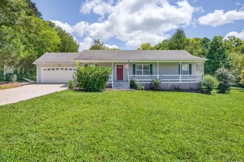 111 Clearwater Sq