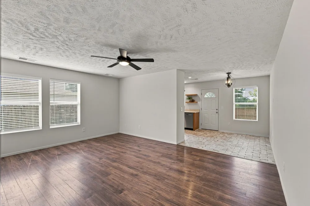 2663 Sutherland Dr Thompsons Station, TN 37179