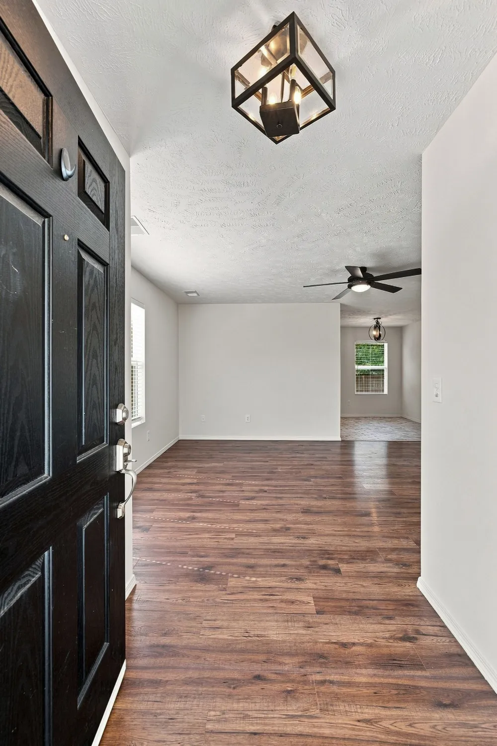 2663 Sutherland Dr Thompsons Station, TN 37179