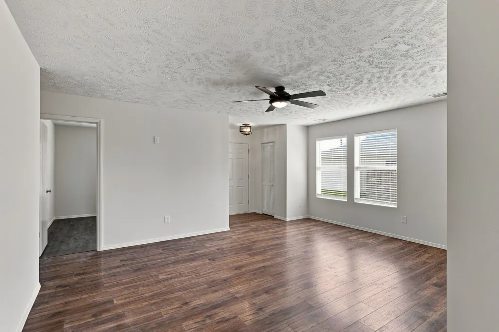 2663 Sutherland Dr Thompsons Station, TN 37179