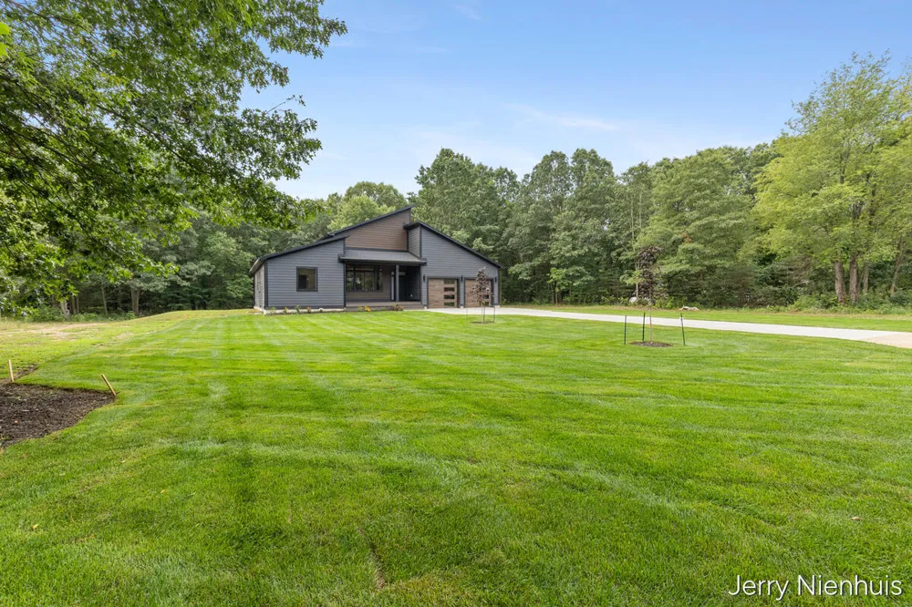 5846 113th Avenue Clyde Township, MI 49450
