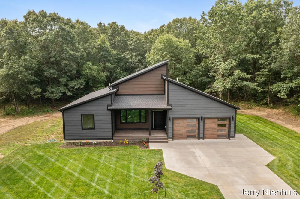 5846 113th Avenue Clyde Township, MI 49450