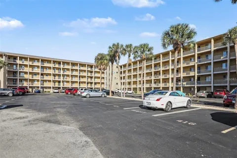 3723 LAKE BAYSHORE DRIVE #H206