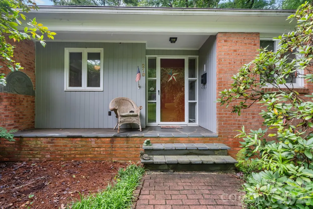 219 West Park Drive Morganton, NC 28655