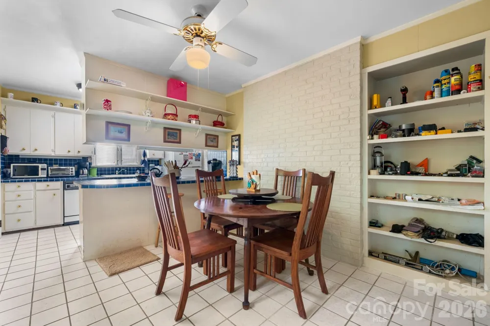 219 West Park Drive Morganton, NC 28655