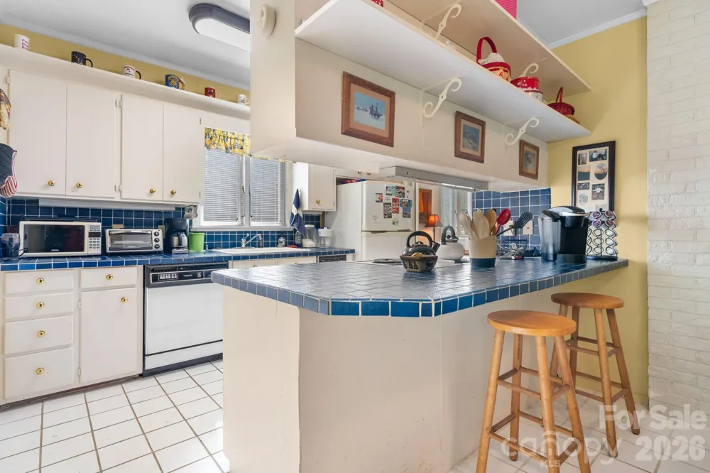 219 West Park Drive Morganton, NC 28655