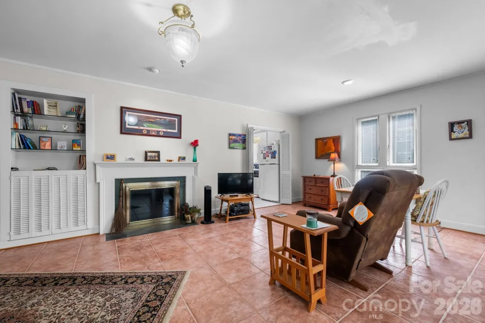 219 West Park Drive Morganton, NC 28655