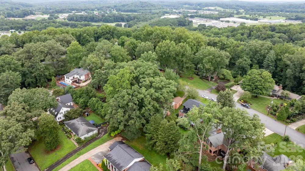 219 West Park Drive Morganton, NC 28655