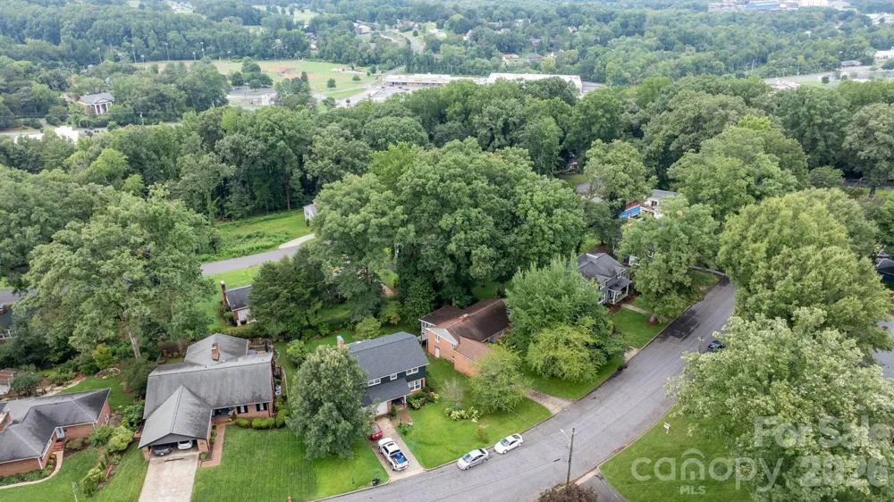 219 West Park Drive Morganton, NC 28655