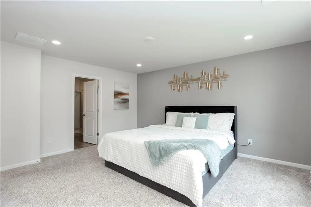 607 Runnel Drive Woodstock, GA 30188